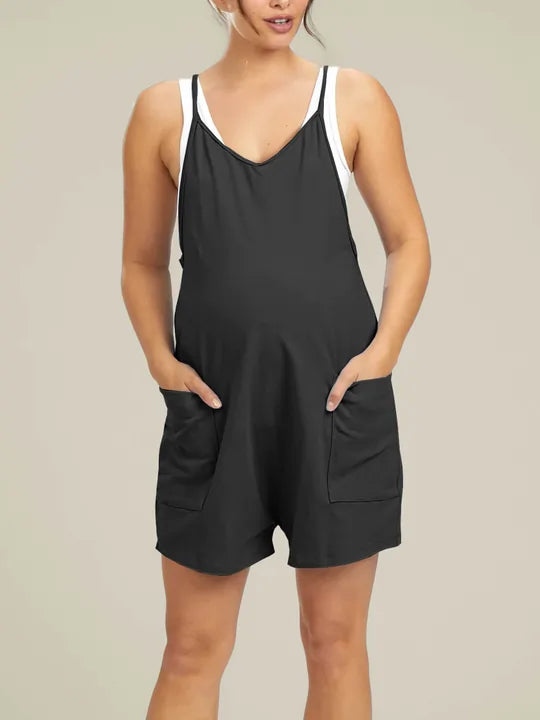 Oversize-Shorts-Overall – Schwangerschaft & Wochenbett